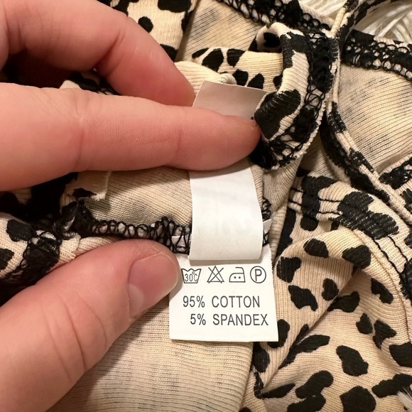 SHEIN Animal Print Cropped Top - Picture 7 of 8